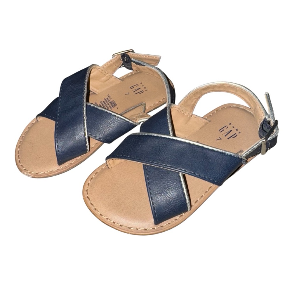 🎀3/$23🎀 GAP Kids Blue and Tan Sandals